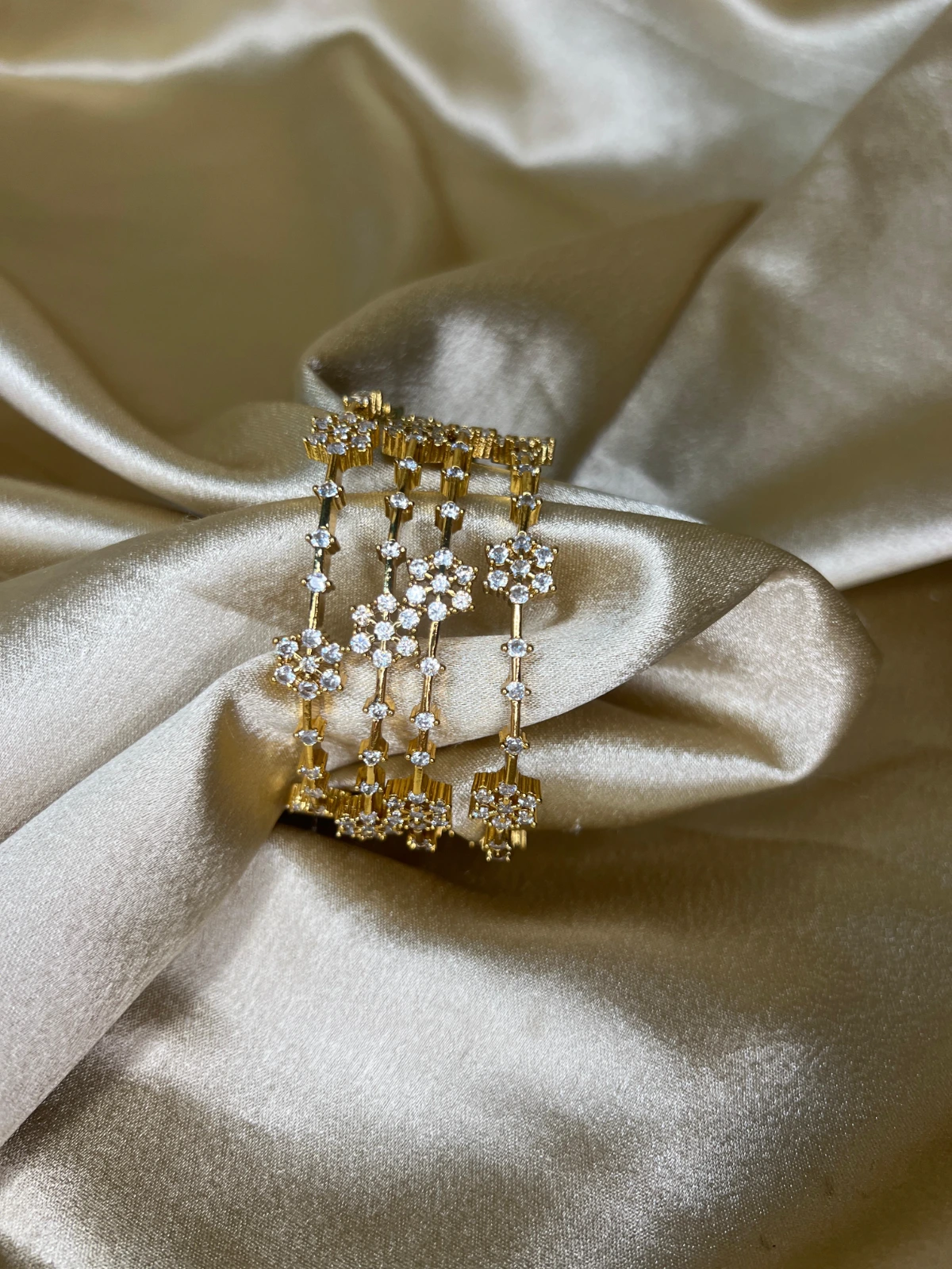 Designer Side Bangles — Premium White Stone Flower Set of 4