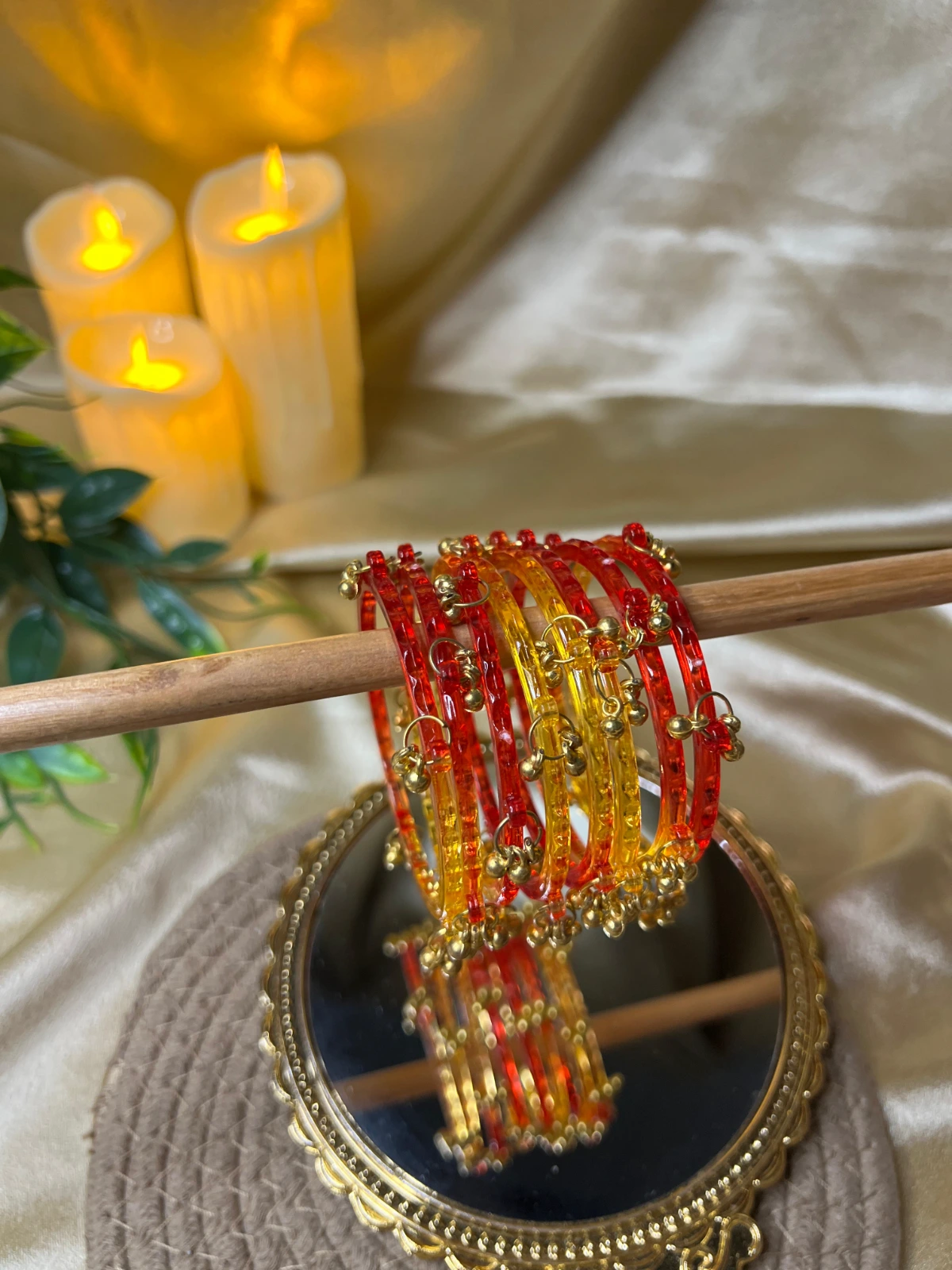 Gunghroo — Acrylic Kashmiri Red & Yellow Set of 4