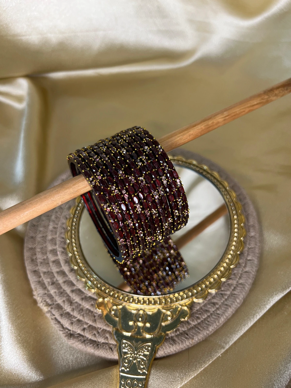 Petal Stone Glass Bangle — Maroon